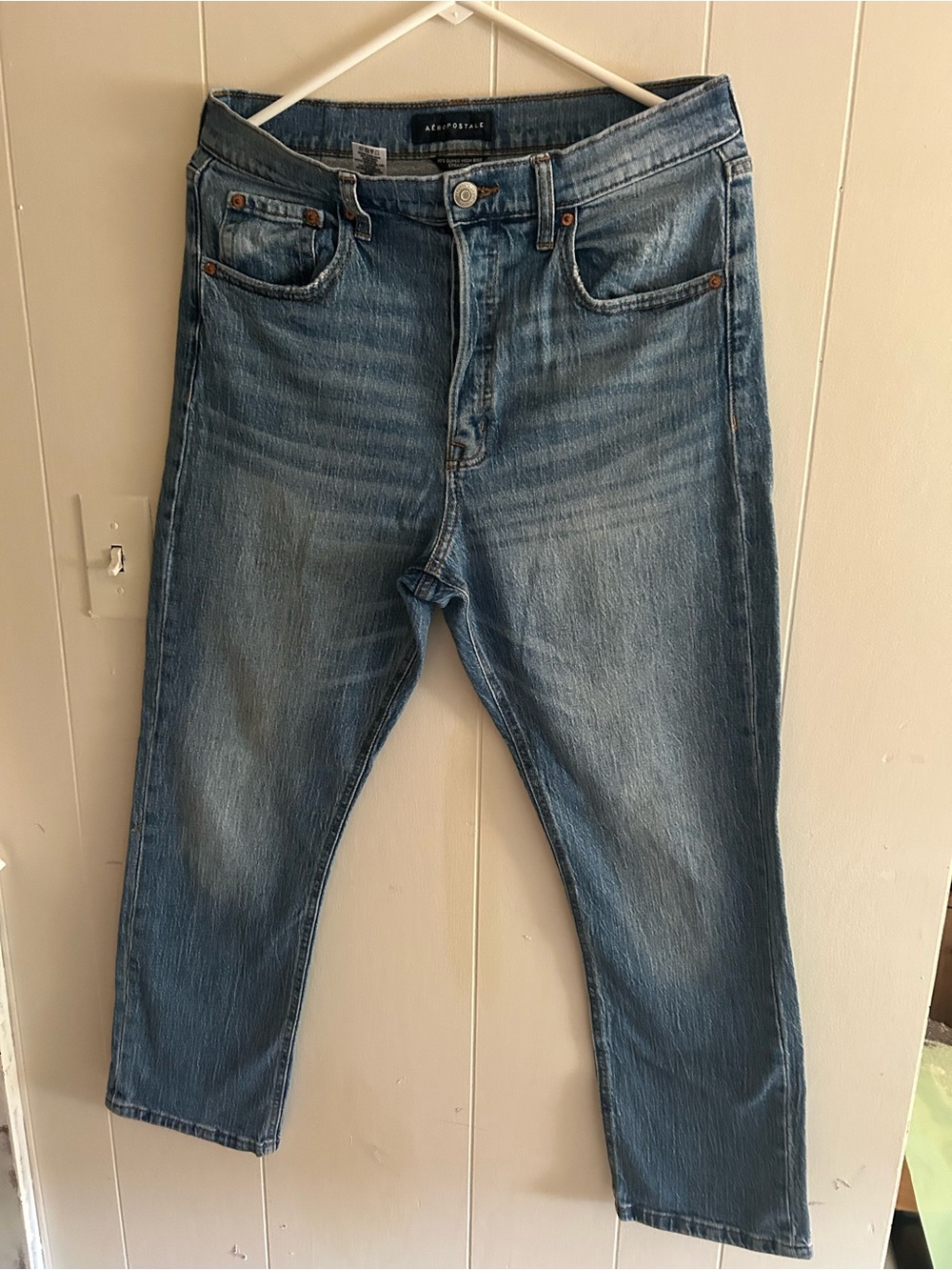 Aeropostale Women’s 90’s Super High-Rise Straight Leg Blue Jeans. Size 10.